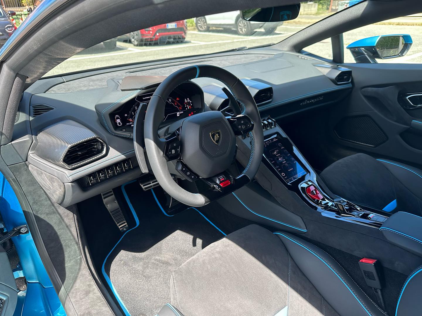 LAMBORGHINI HURACÁN