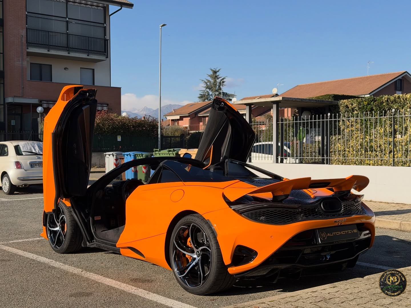 MCLAREN 750S