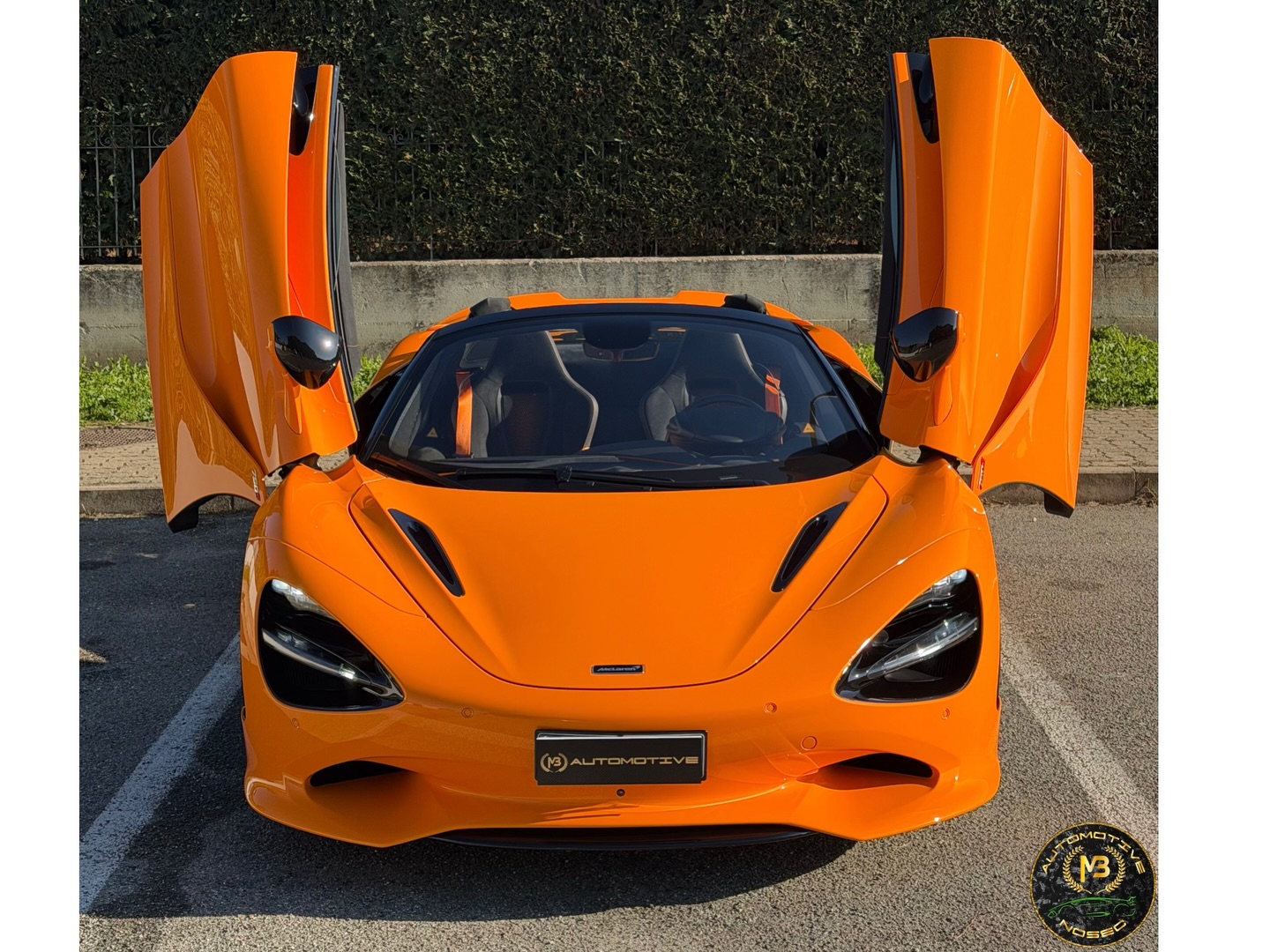 MCLAREN 750S