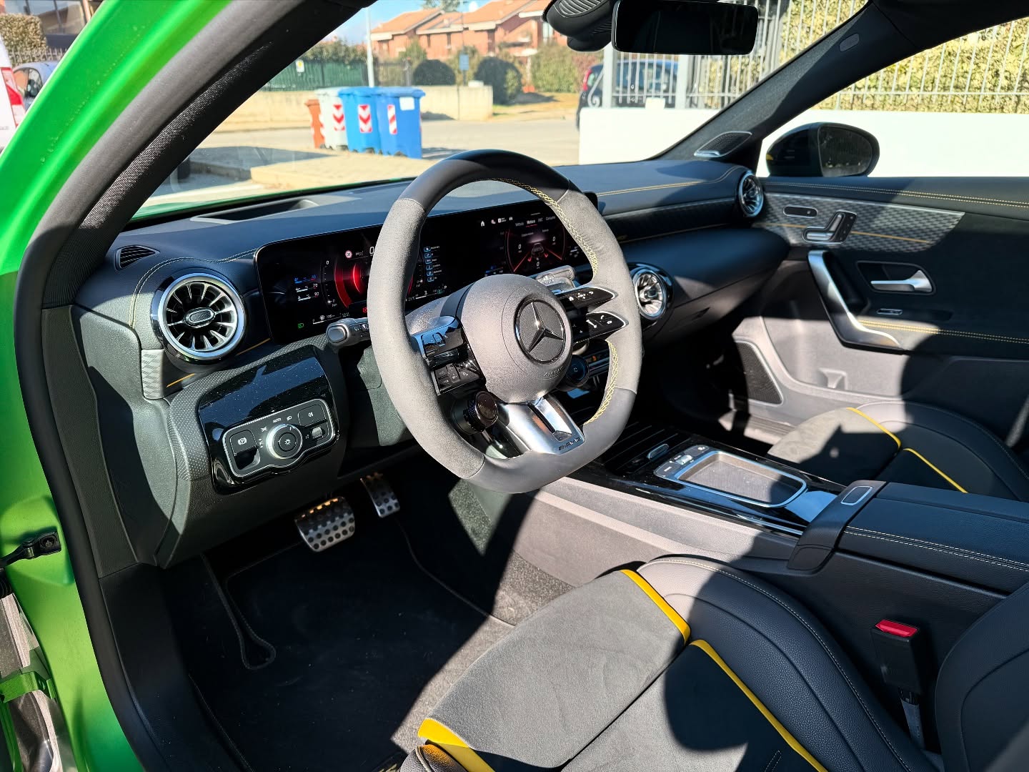 MERCEDES A45 S AMG