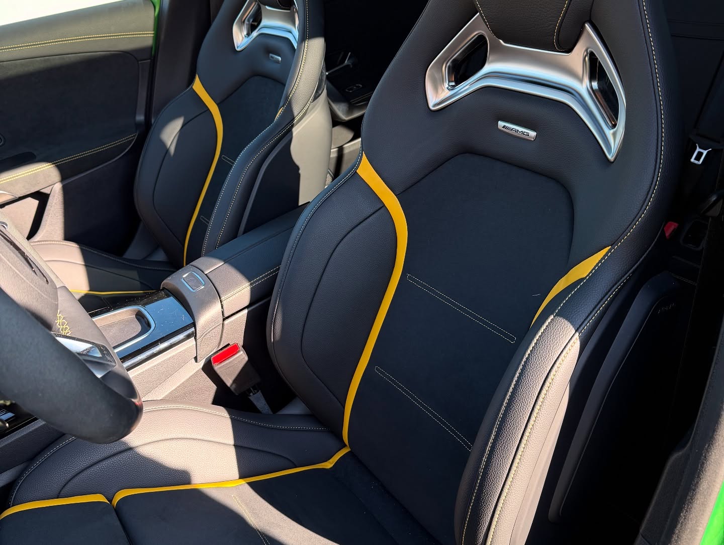 MERCEDES A45 S AMG