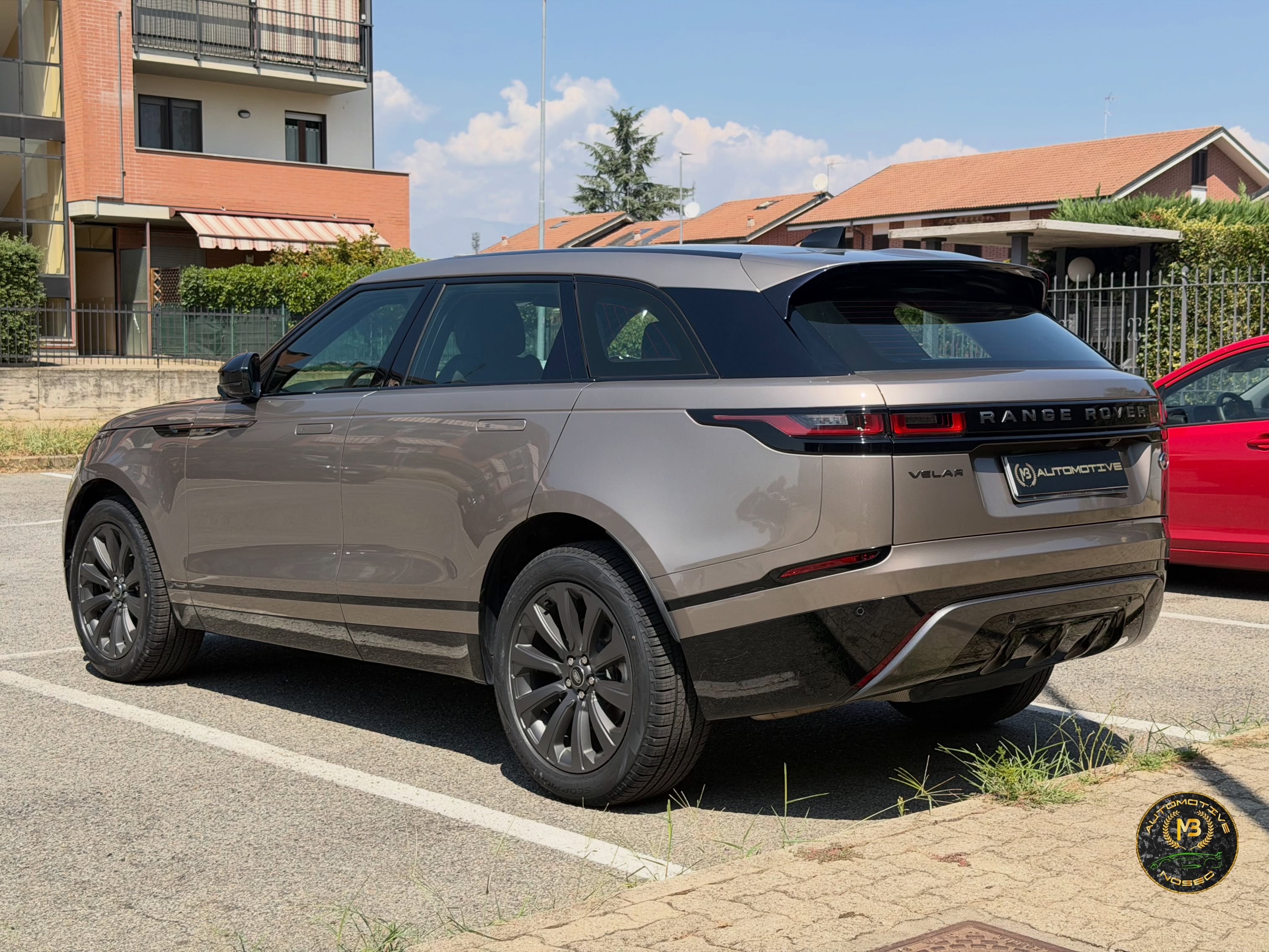 LAND ROVER RANGE ROVER VELAR